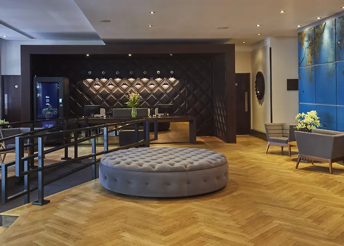 Hotel with view: Malmaison London